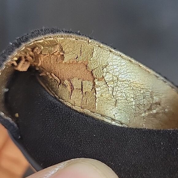 SAM EDELMAN ADJUSTABLE ANKLE STRAP WITH BUCKLE CLOSURE OPEN TOE SUEDE SANDAL - Picture 14 of 14